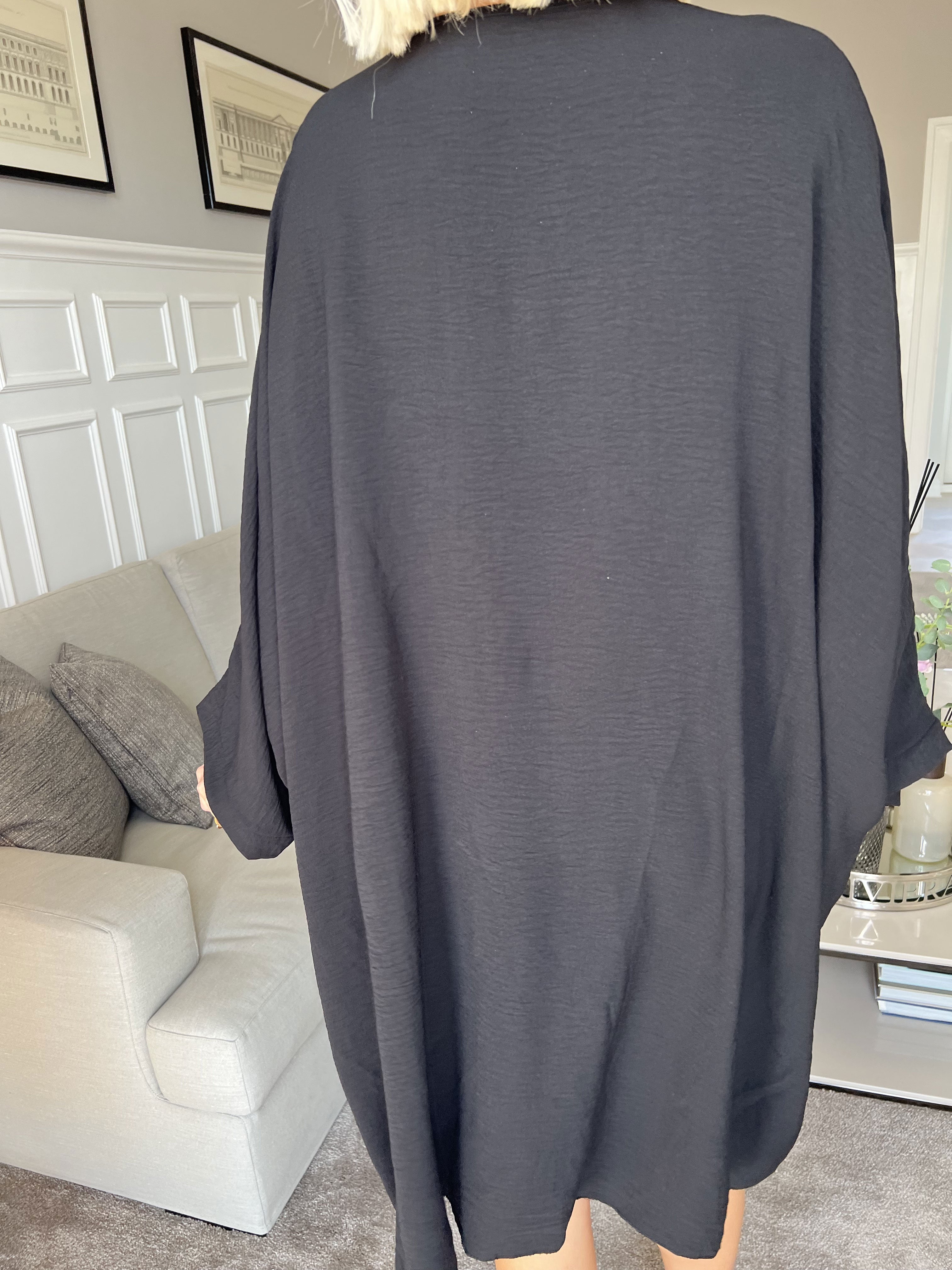 Mika - Oversize viscose kjole med motiv foran